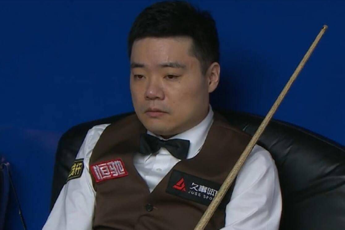 乳孔扩张变态俱乐部