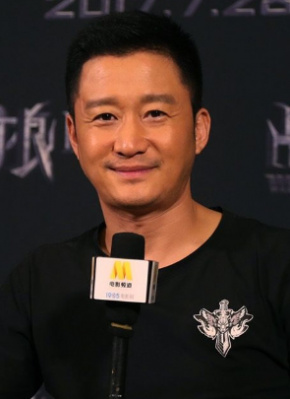 打屁股2无内裤版